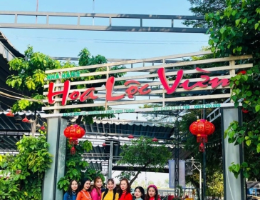 Nhà Hàng Hoa Lộc Vừng