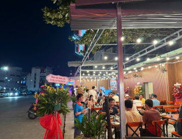 Nhà Hàng Hải Sản Tân Cảng